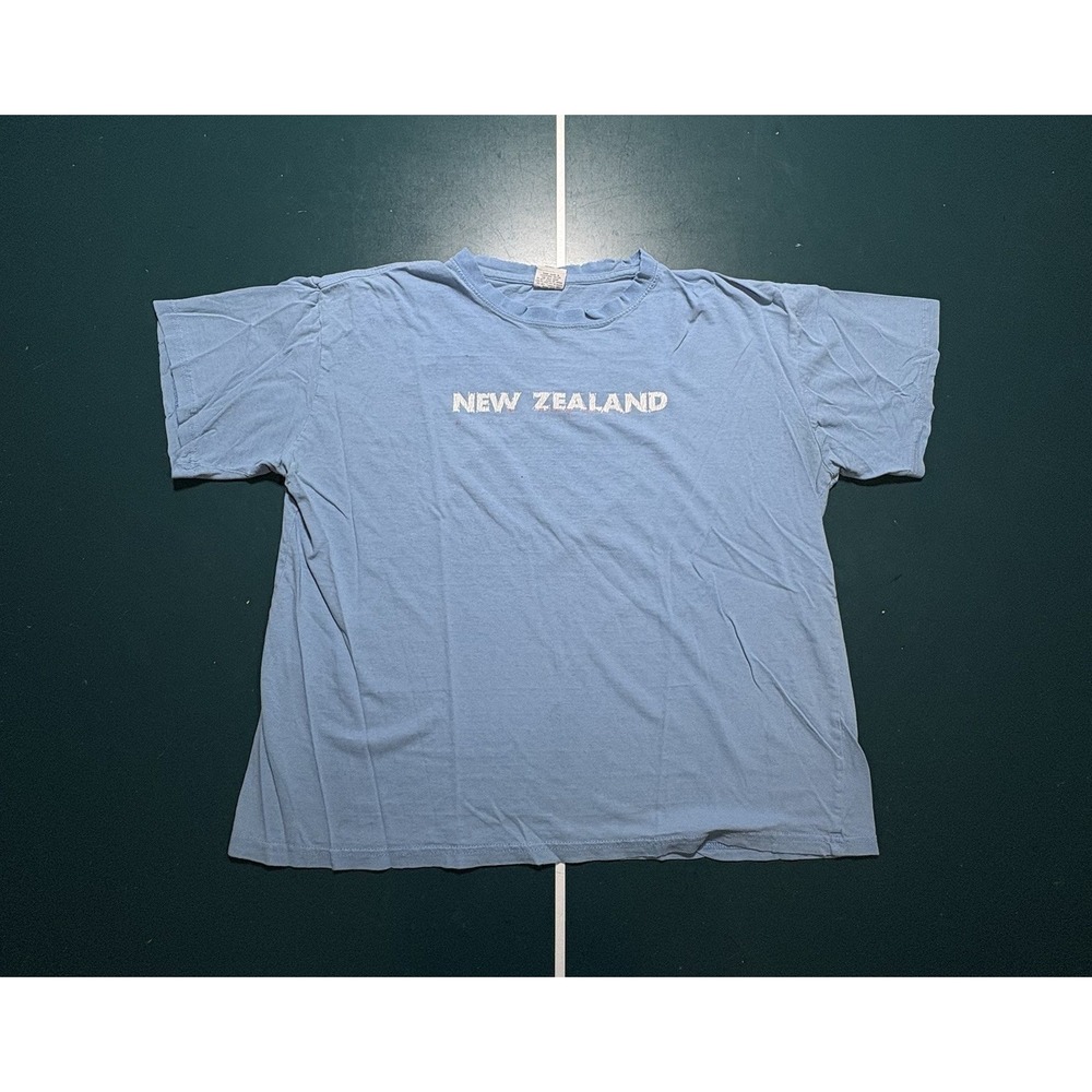 Vintage 90s New Zealand T Shirt Men's Large Boxy‎ Blue Spell Out Distressed